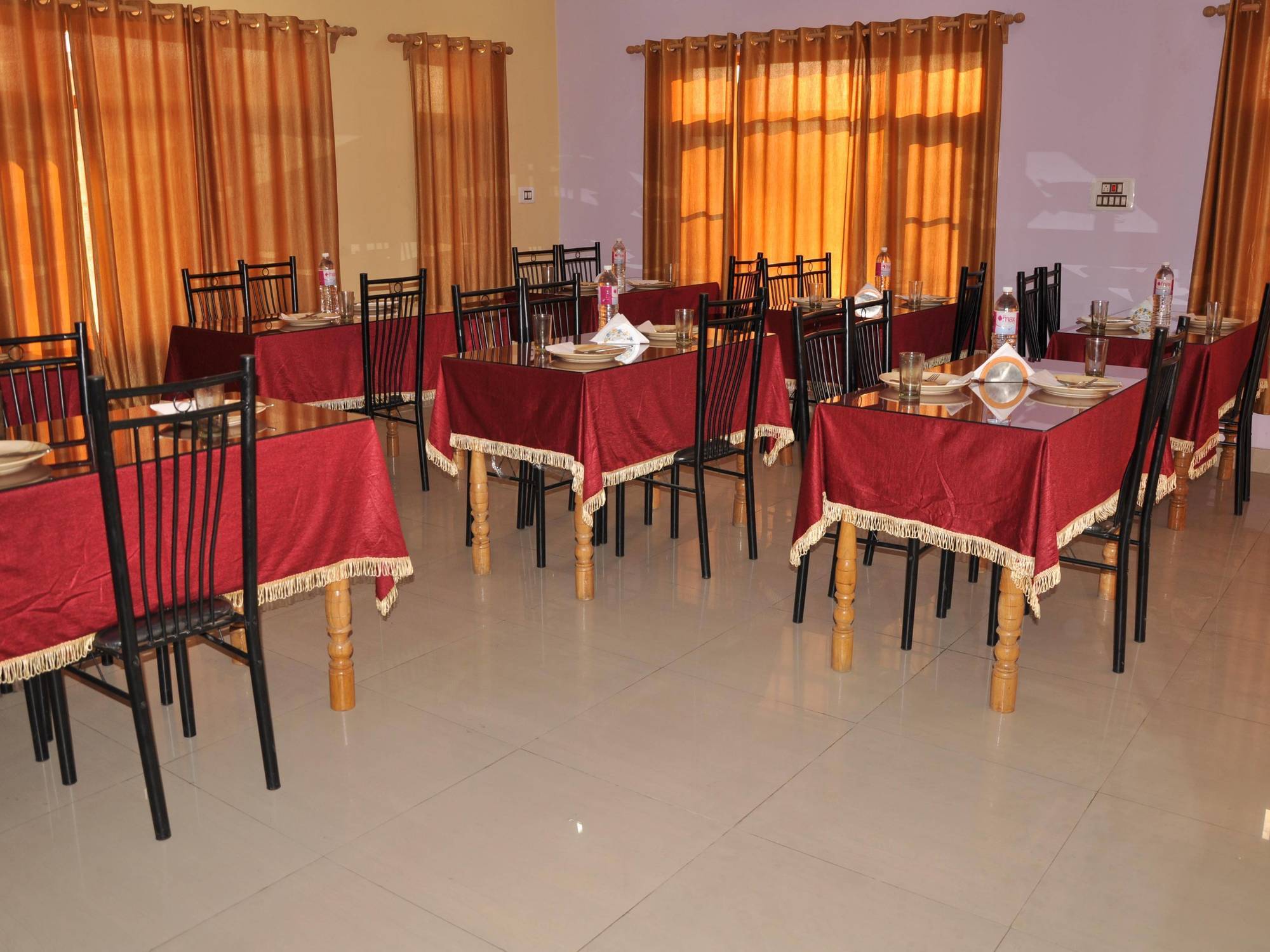 Fabhotel Grand Comforts Haidarpur 외부 사진
